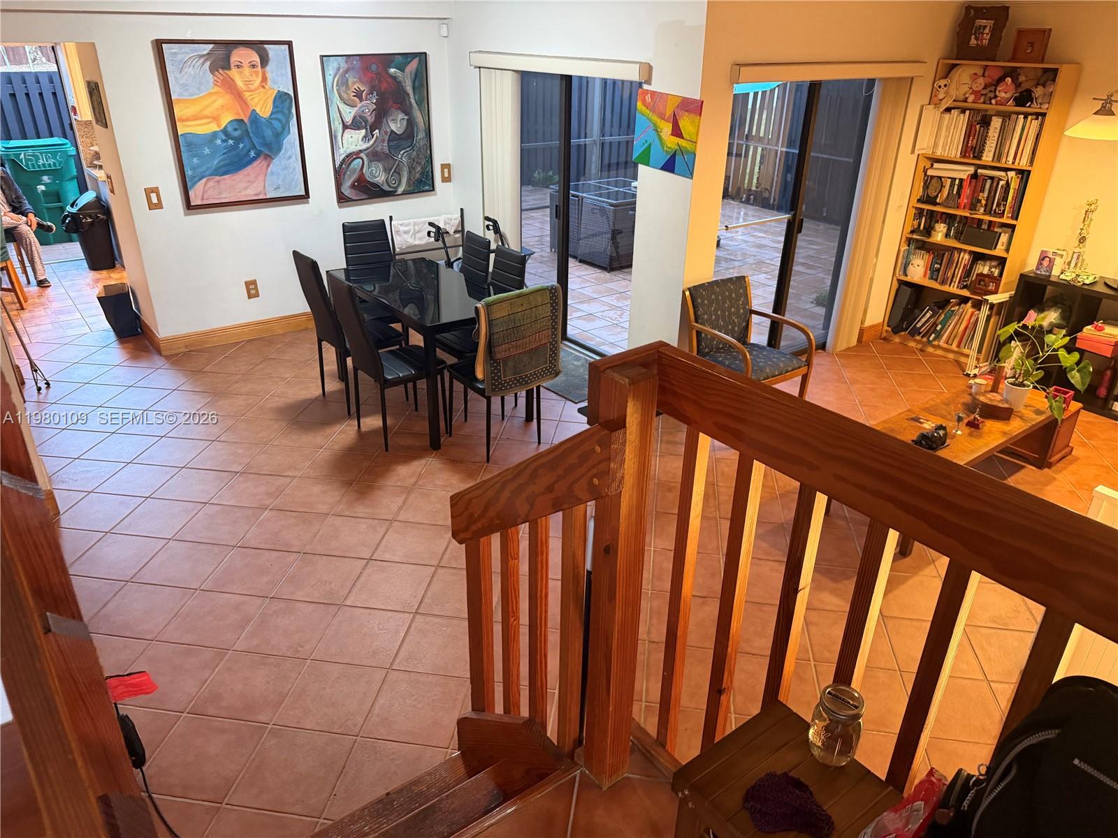 LAKES MEADOW VILG HOMES C - Residential