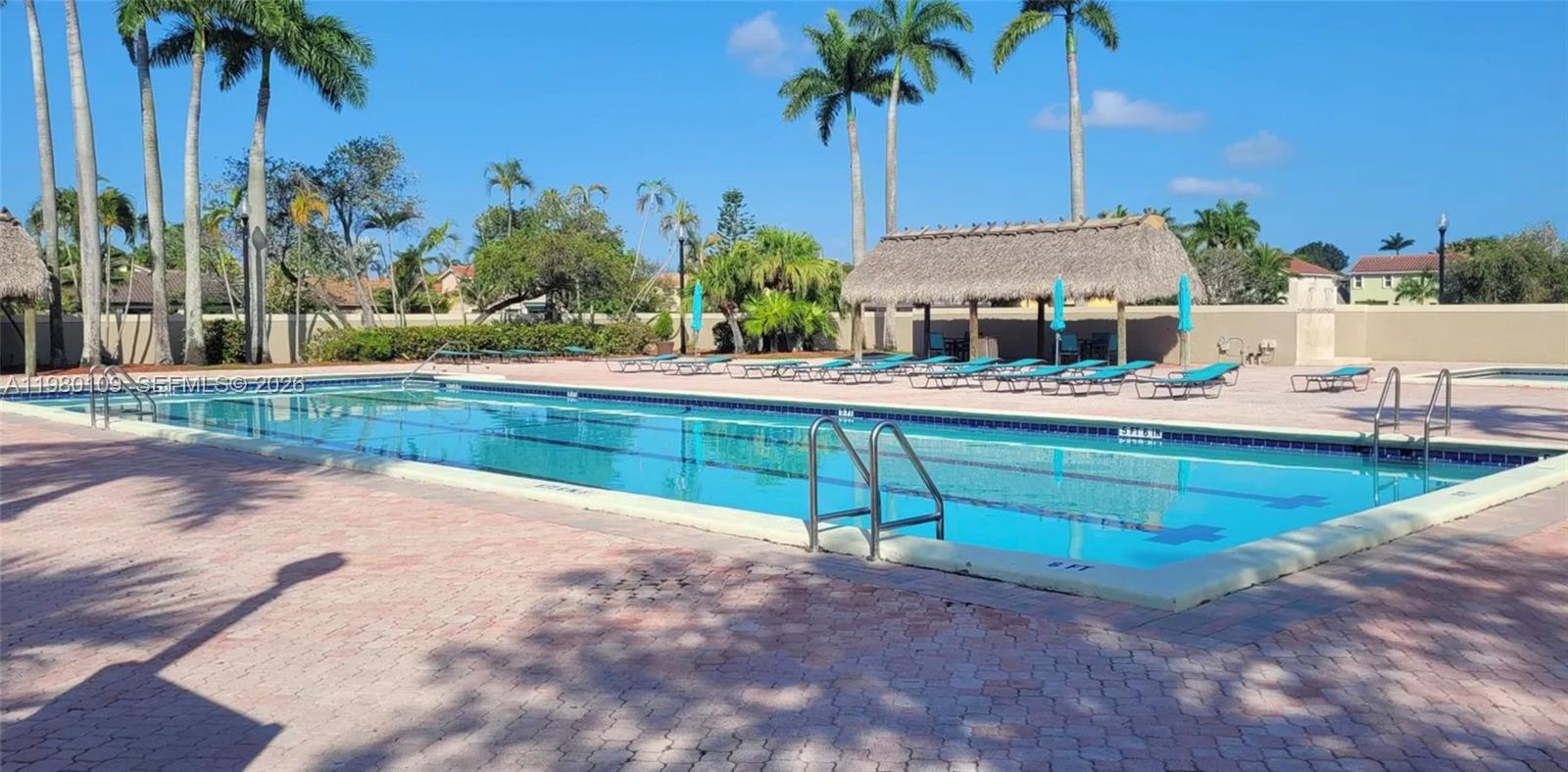 LAKES MEADOW VILG HOMES C - Residential