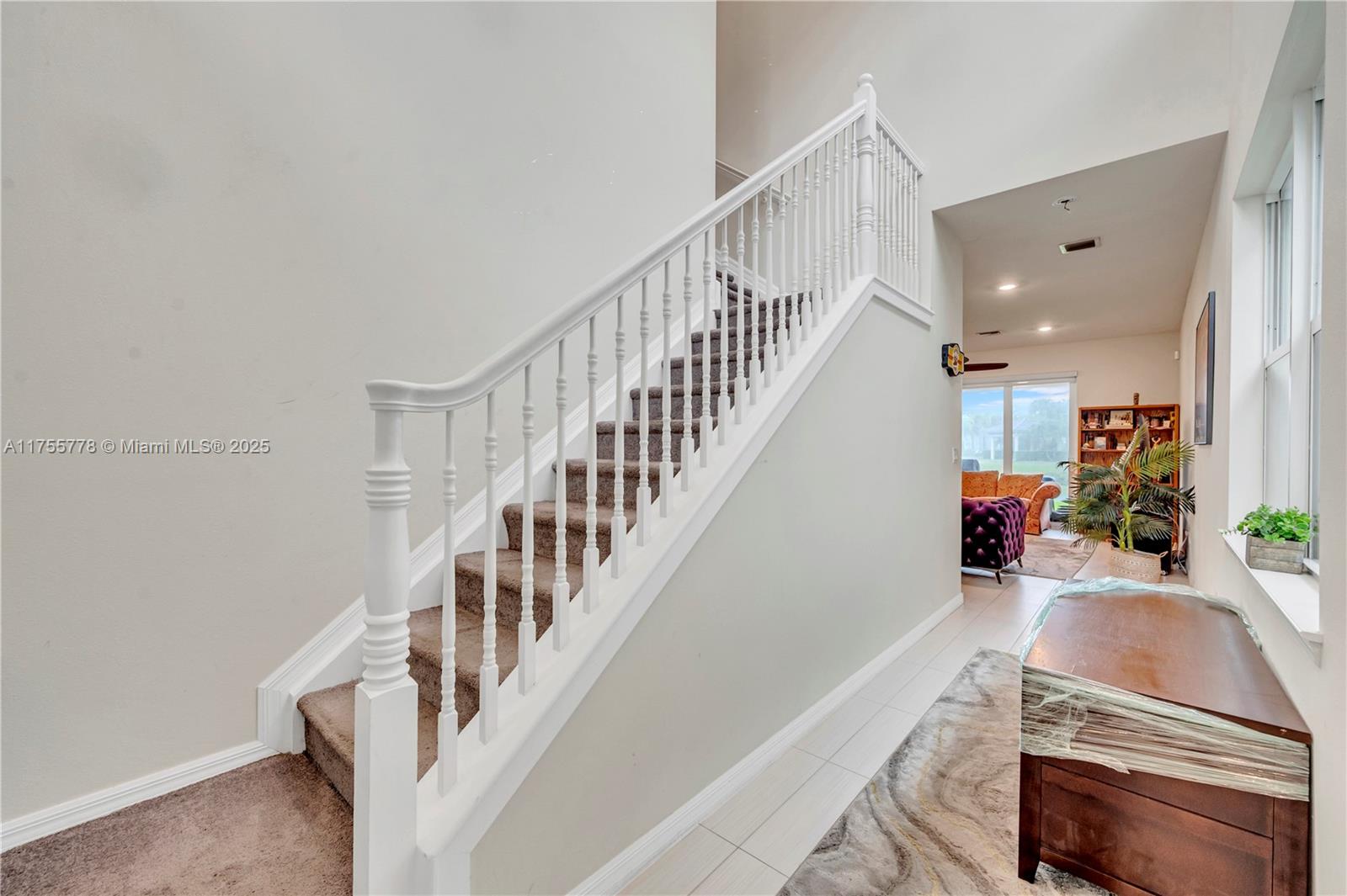 HILLCREST COUNTRY CLUB SO - Residential
