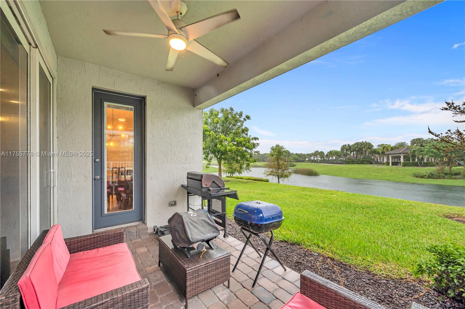 HILLCREST COUNTRY CLUB SO - Residential