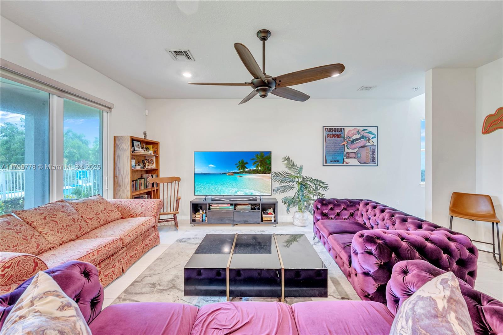 HILLCREST COUNTRY CLUB SO - Residential