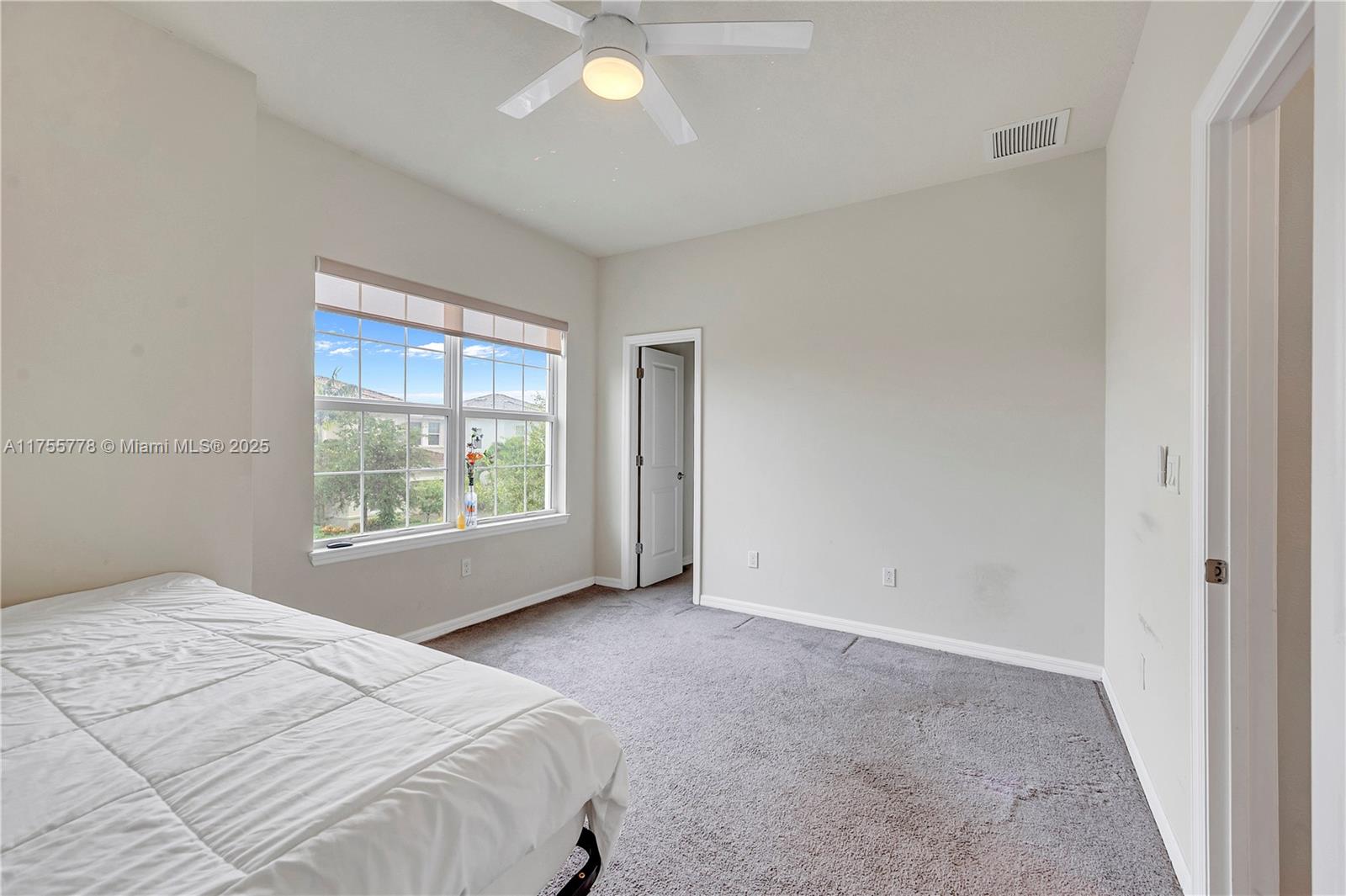 HILLCREST COUNTRY CLUB SO - Residential