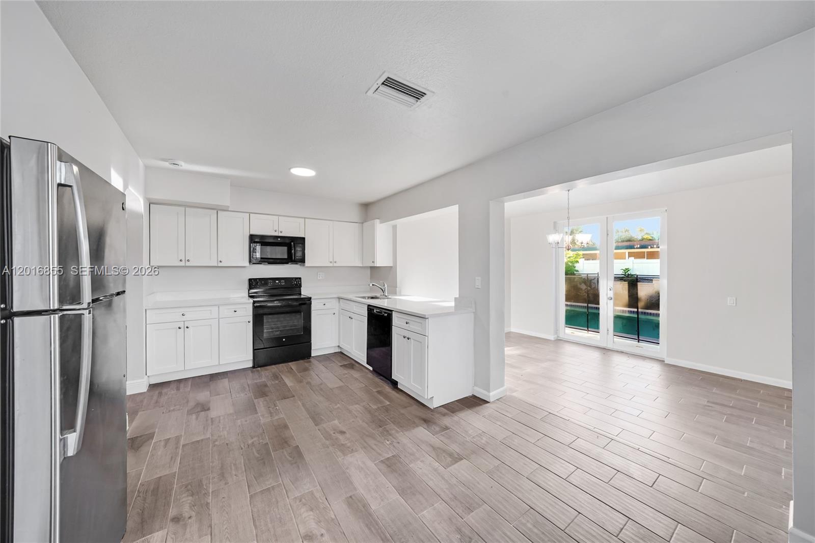 ORIOLE ESTATES SEC 4 - Residential