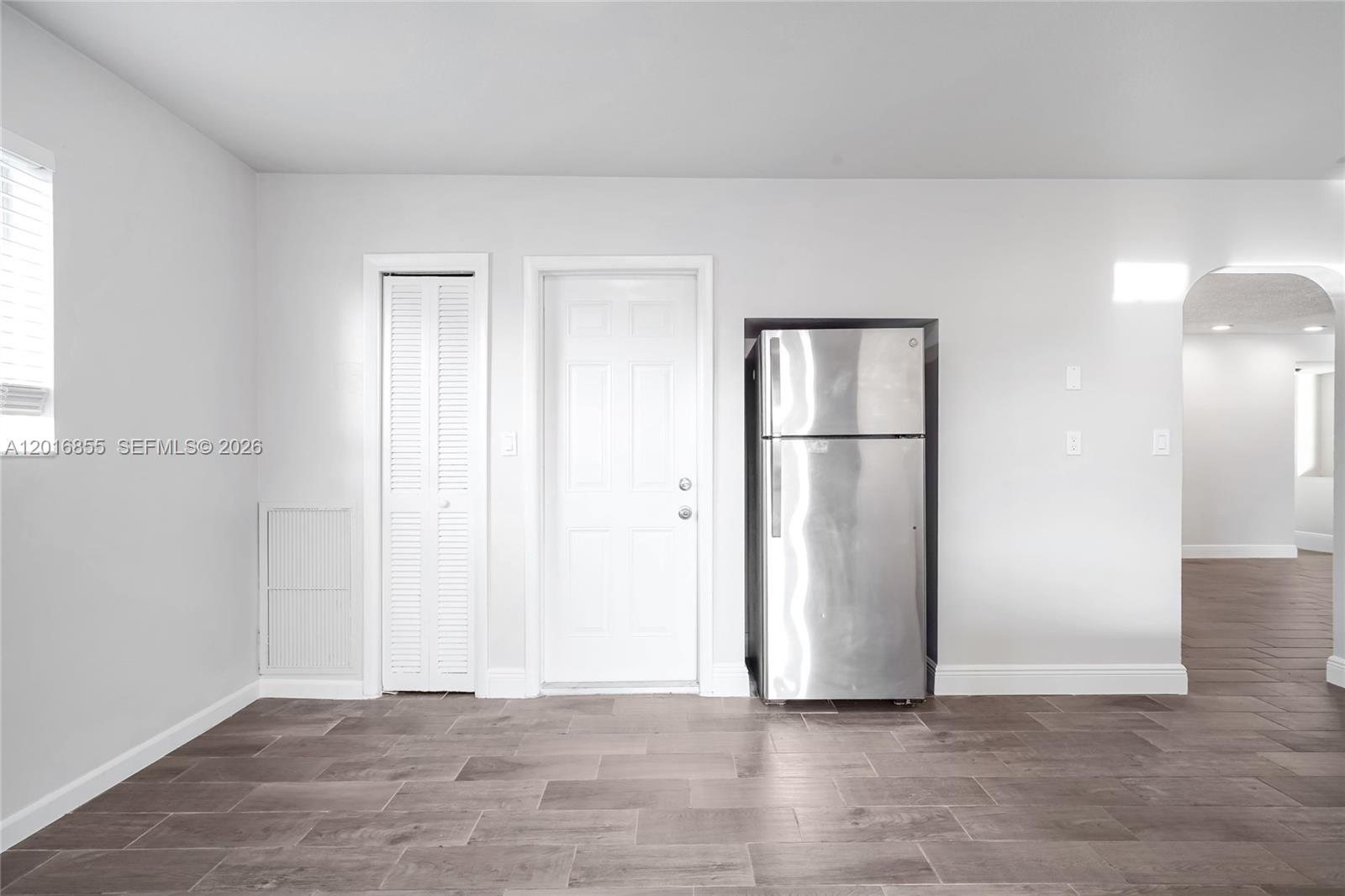 ORIOLE ESTATES SEC 4 - Residential