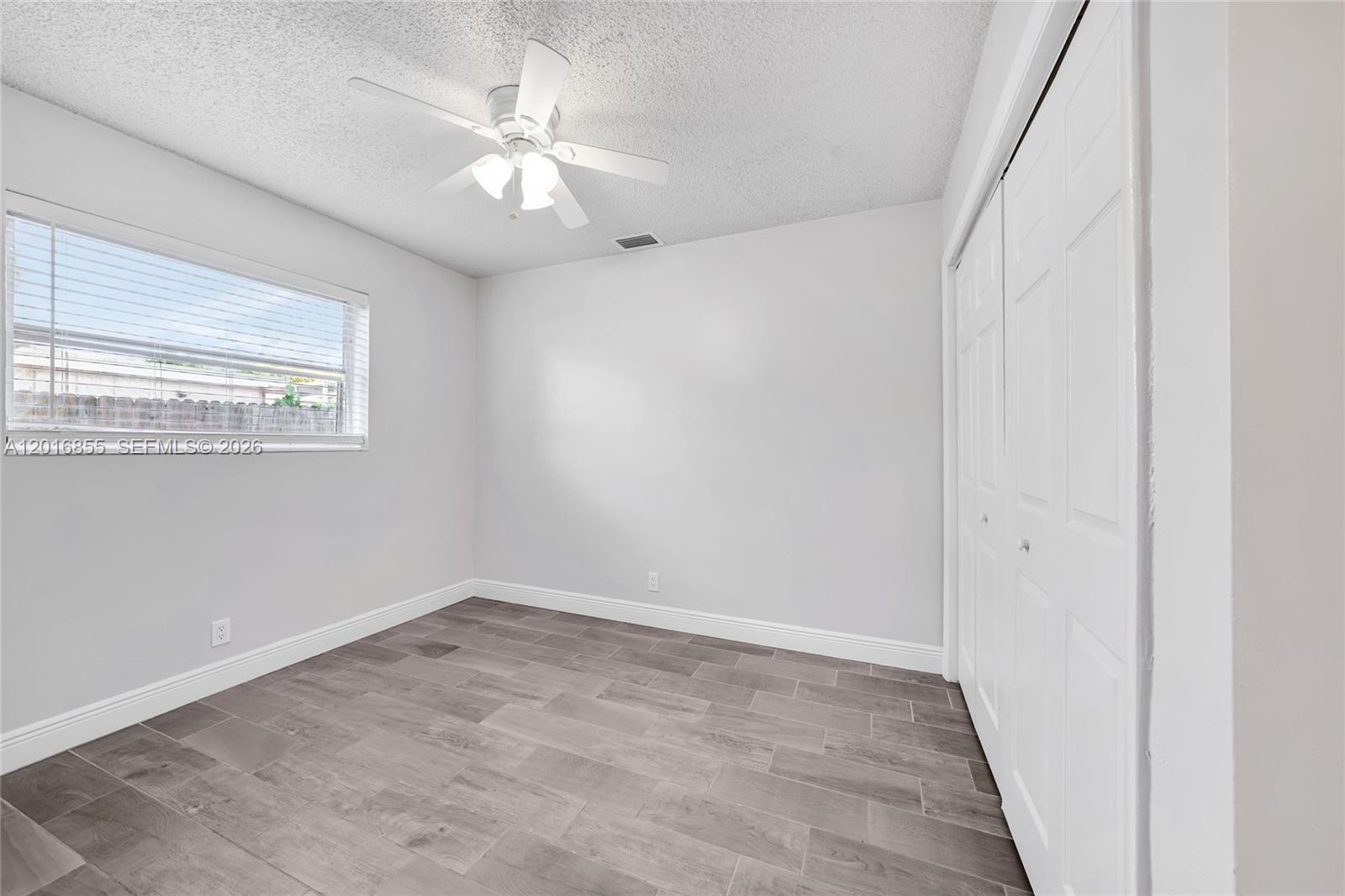 ORIOLE ESTATES SEC 4 - Residential