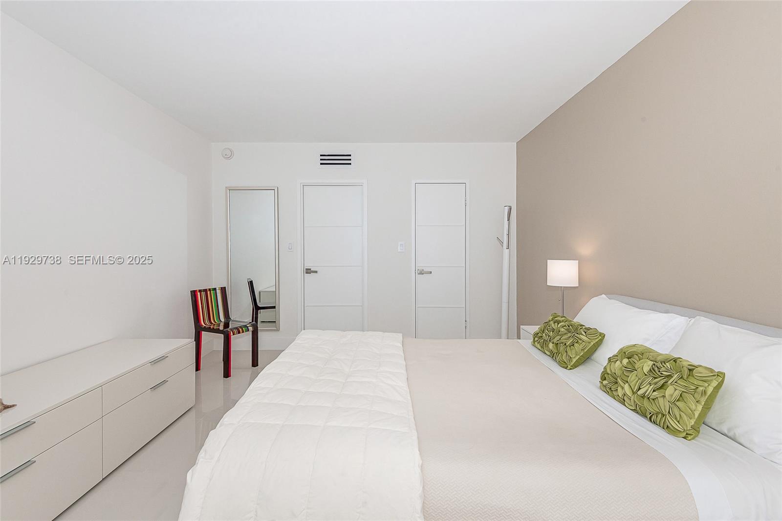 MIRADOR 1000 CONDO - Residential