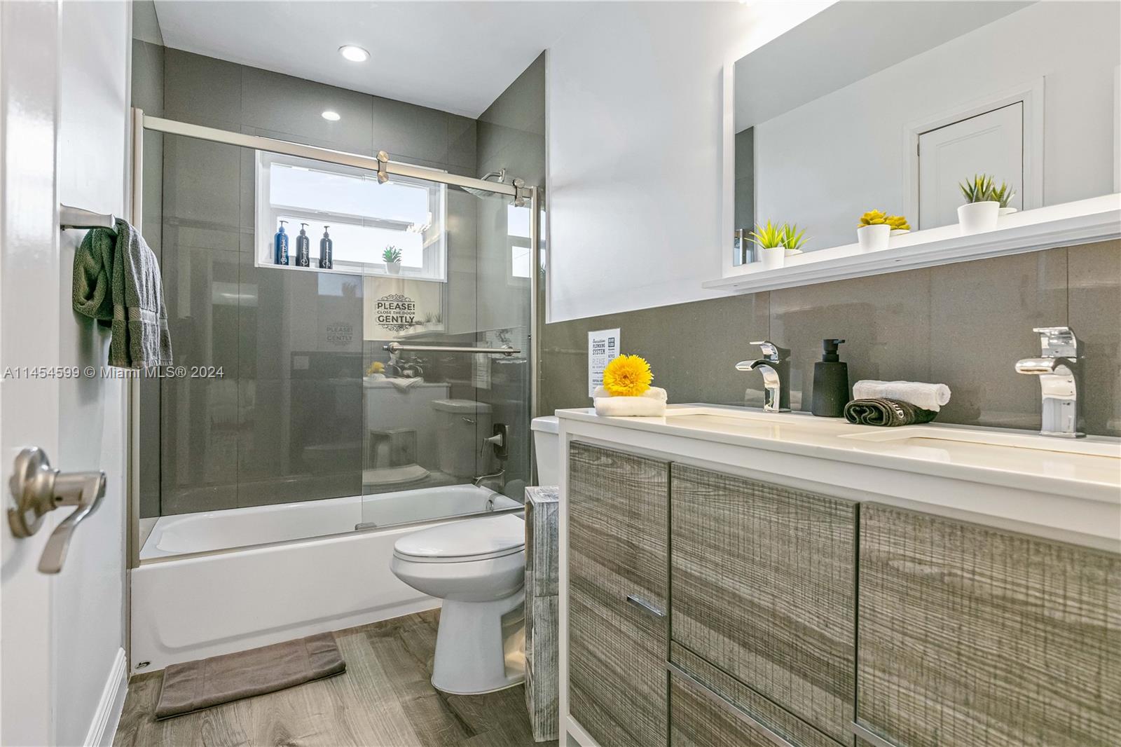 DRIFTWOOD ESTATES NO 23 - Residential Lease