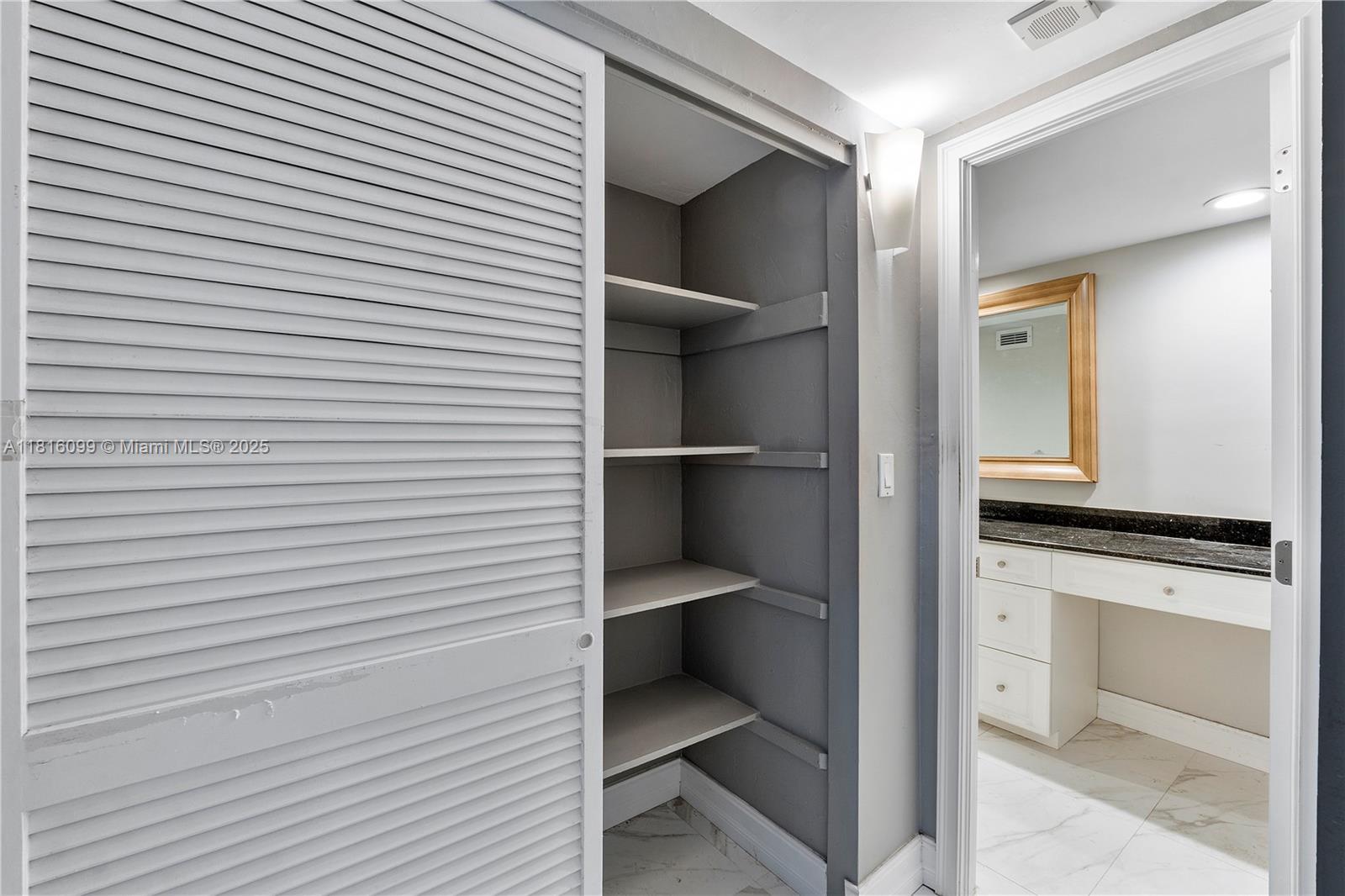 GABLES WATERWAY TOWERS CO - Residential