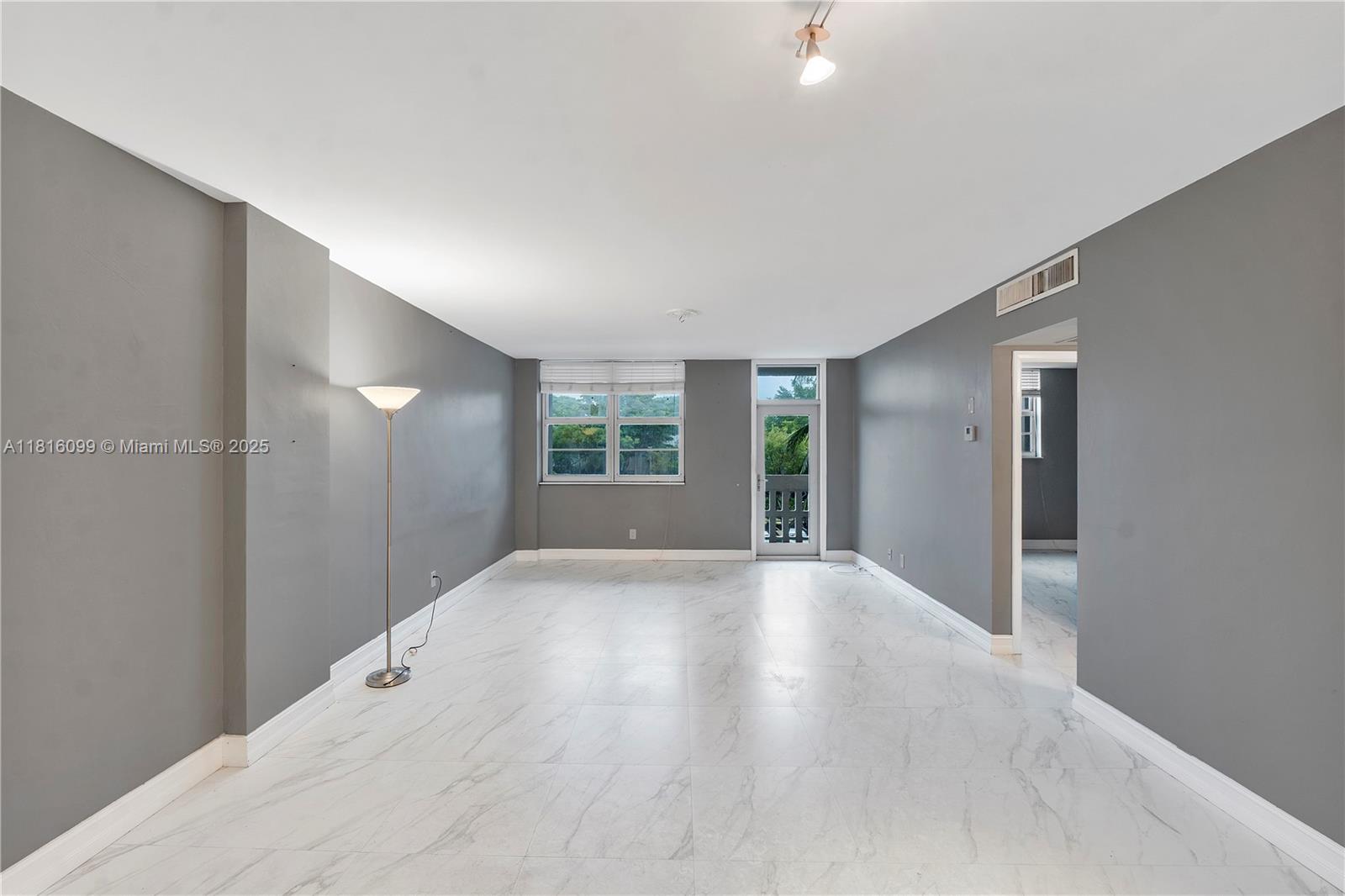 GABLES WATERWAY TOWERS CO - Residential