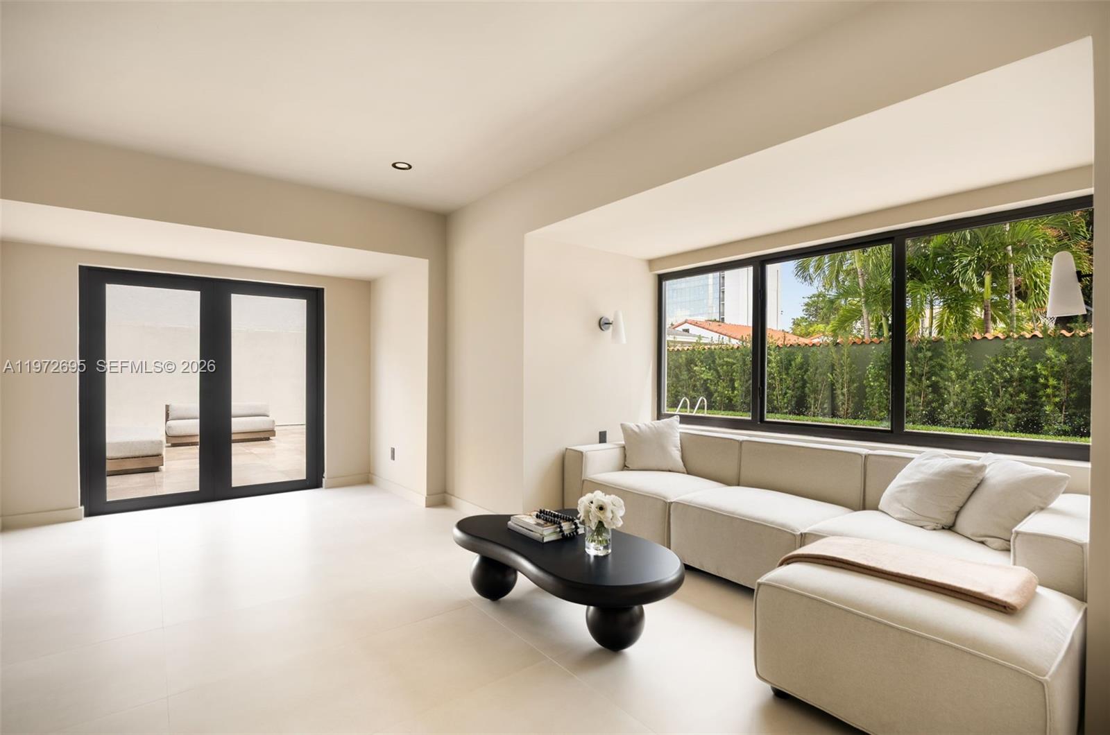 BRICKELL ESTATES - Residential