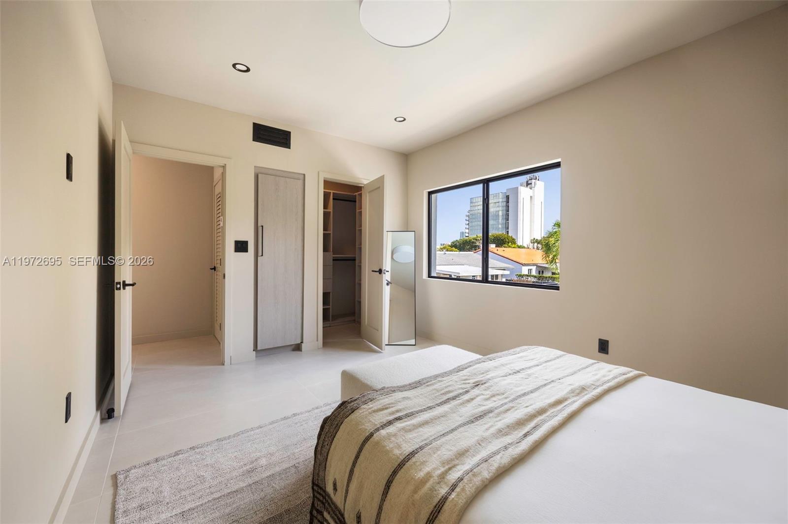 BRICKELL ESTATES - Residential