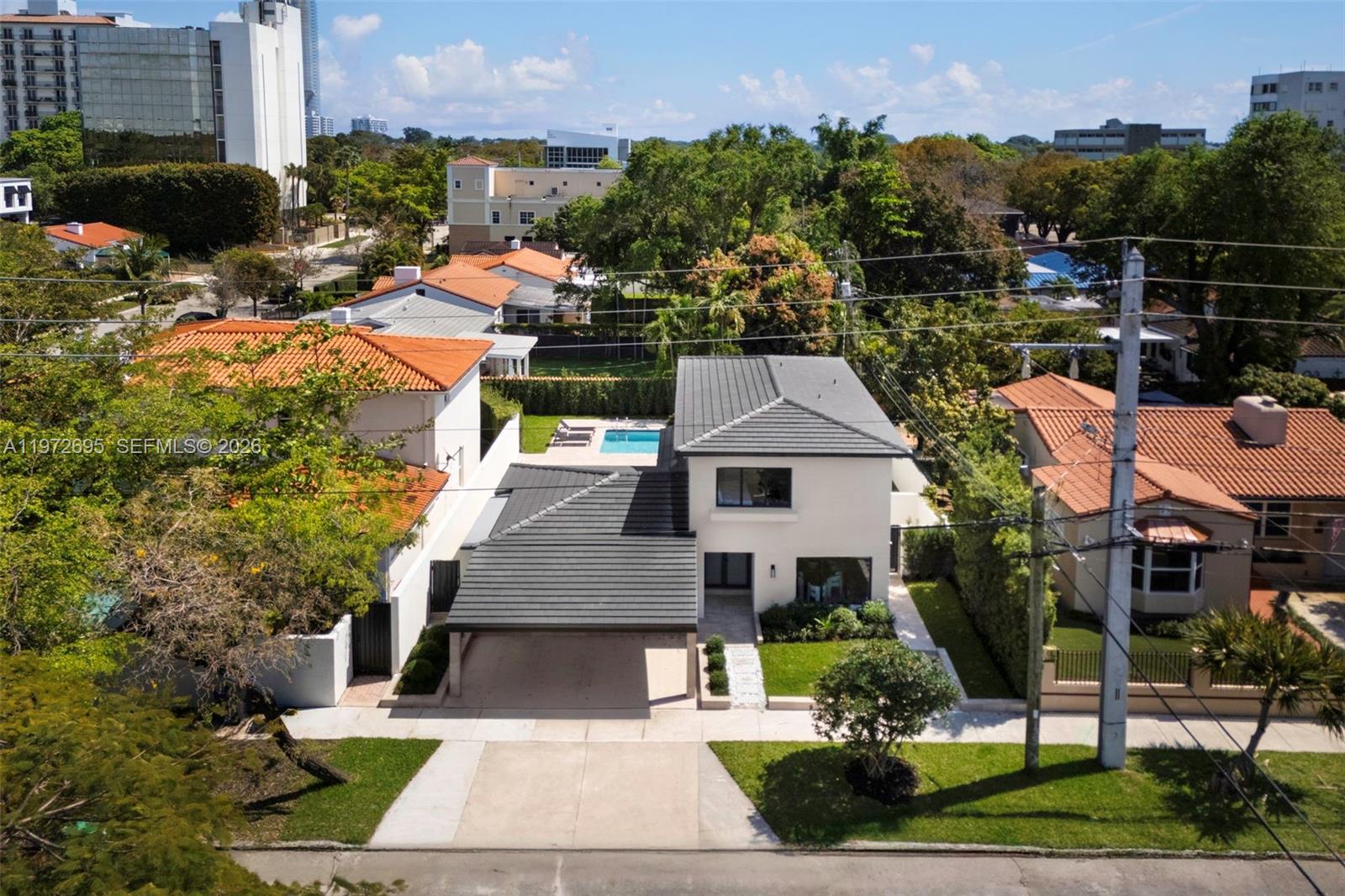 BRICKELL ESTATES - Residential