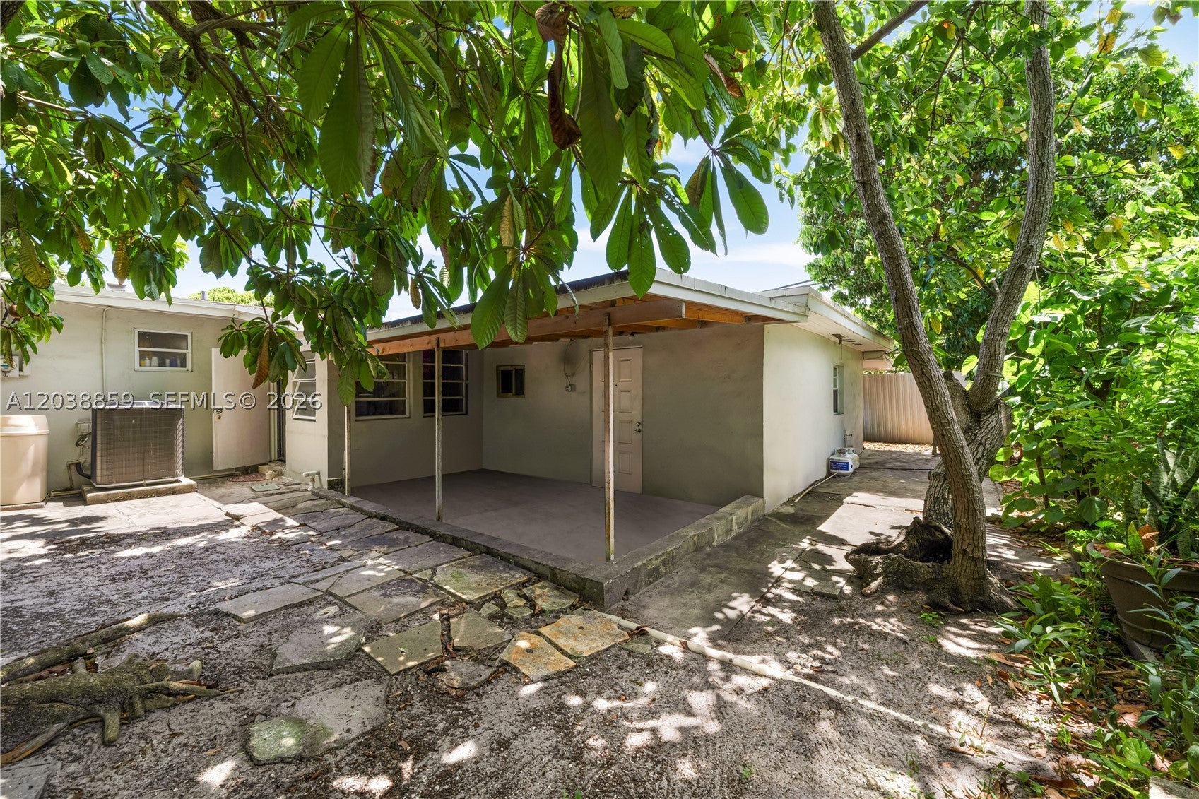 3035 NW 83 St