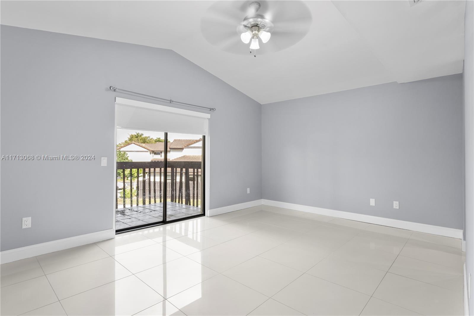 LKS OF MEADOW VILG HOMES - Residential Lease