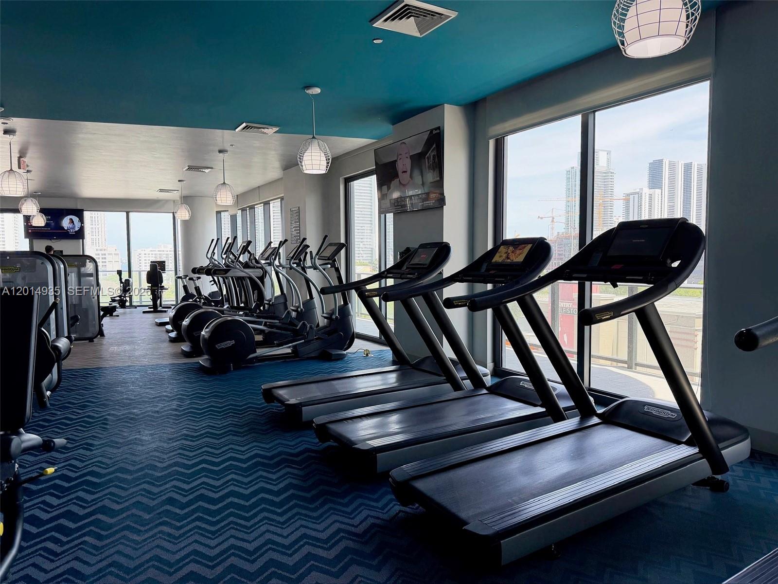 3401 MIDTOWN CONDO - Residential Lease