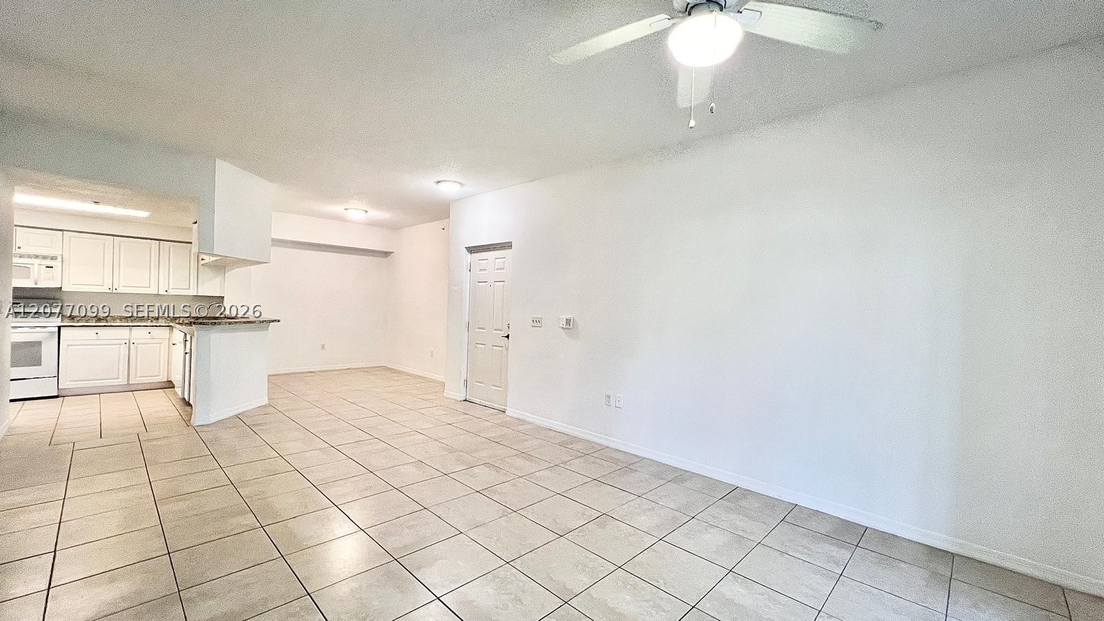 3021 Alcazar Pl 101