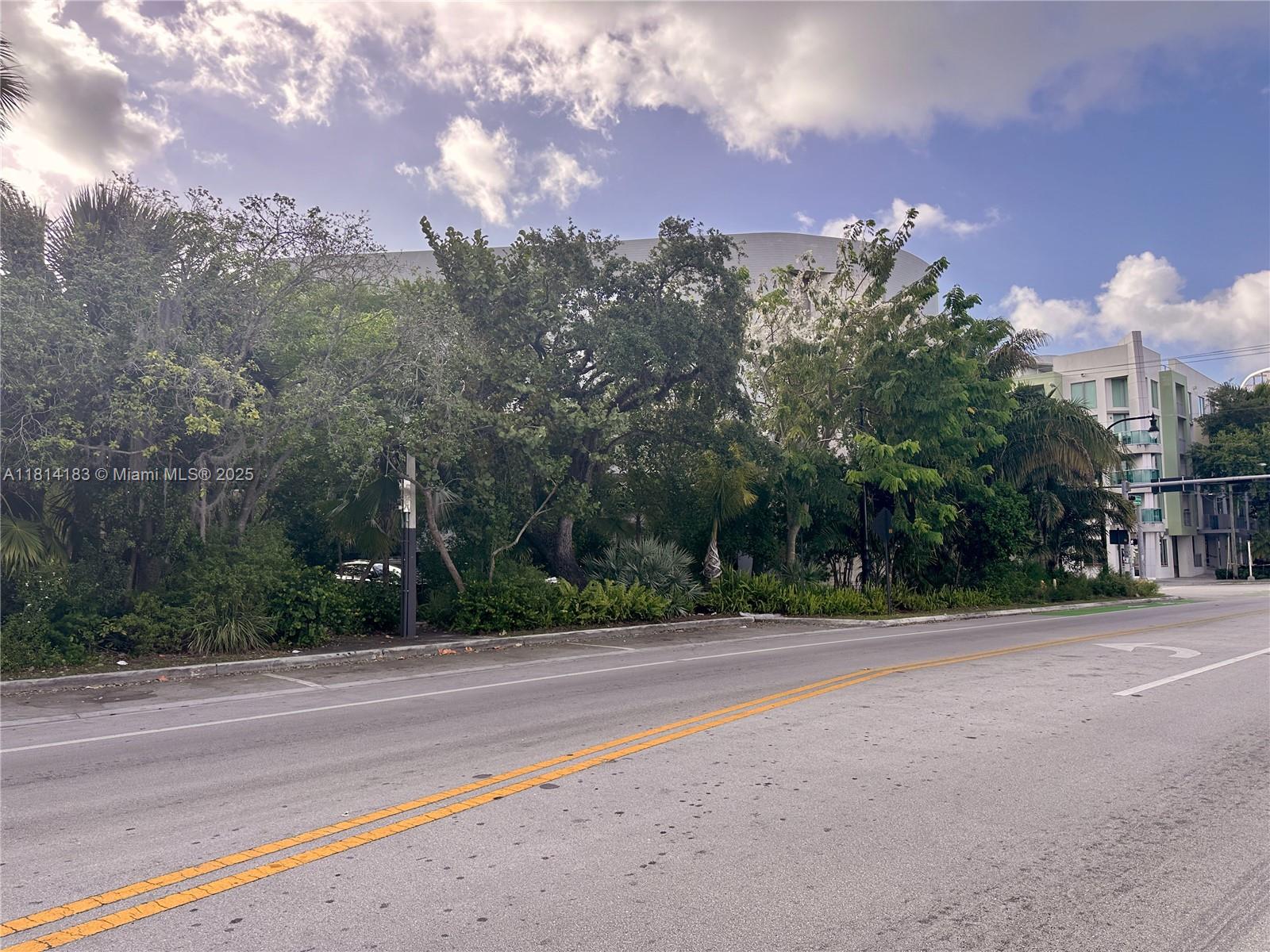 LOFTS IN THE GROVE CONDO - Residential Lease