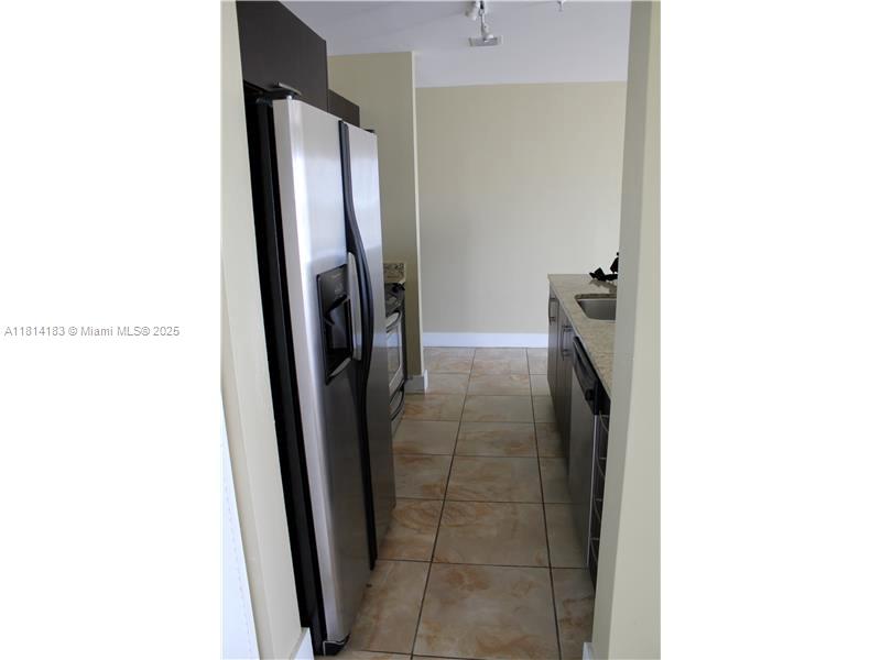 LOFTS IN THE GROVE CONDO - Residential Lease
