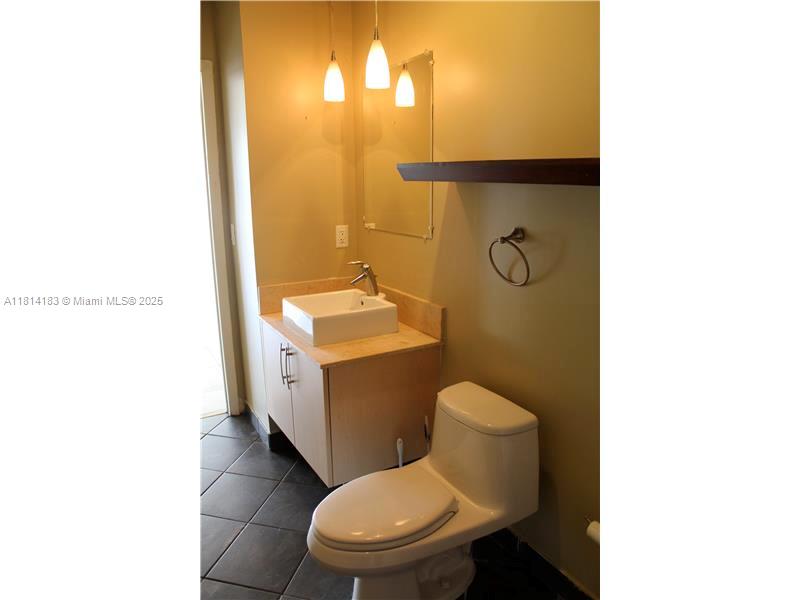LOFTS IN THE GROVE CONDO - Residential Lease
