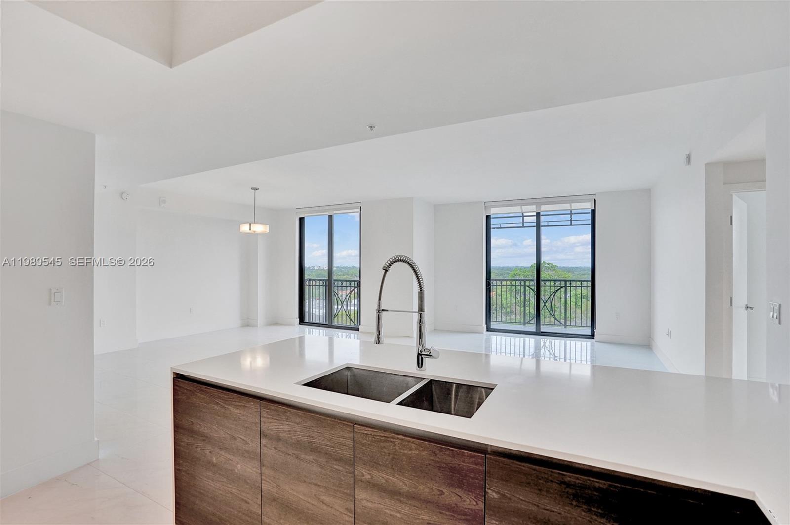 MERRICK MANOR - Residential Lease