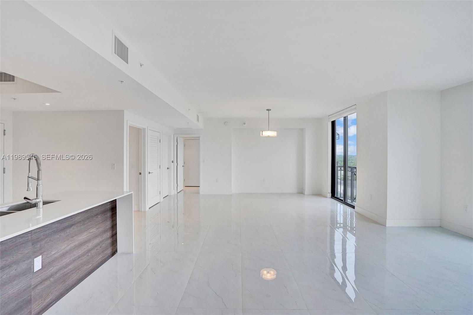 MERRICK MANOR - Residential Lease