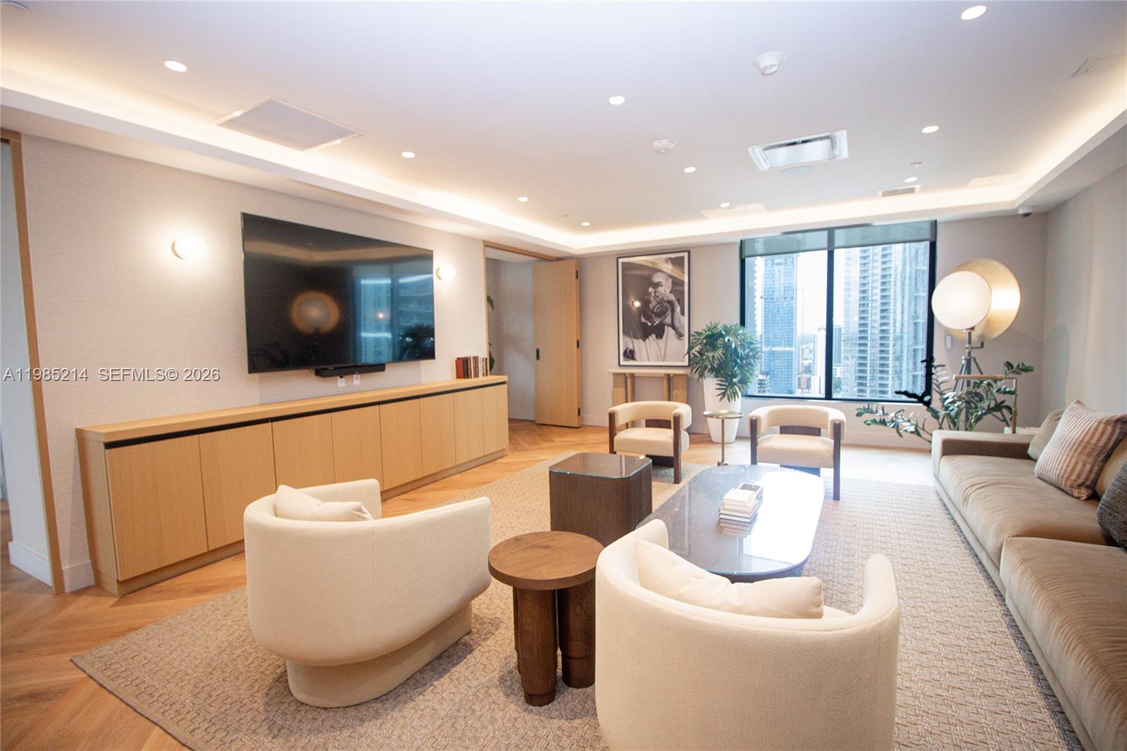 MIAMI NORTH - Residential Lease