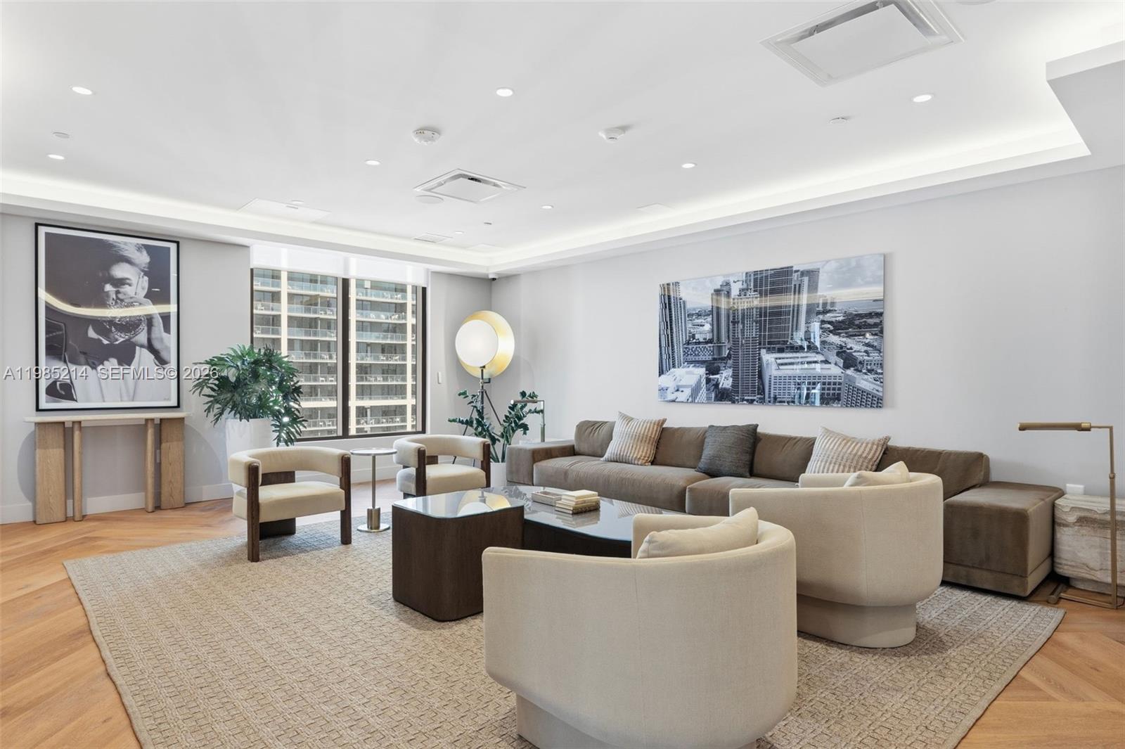 MIAMI NORTH - Residential Lease