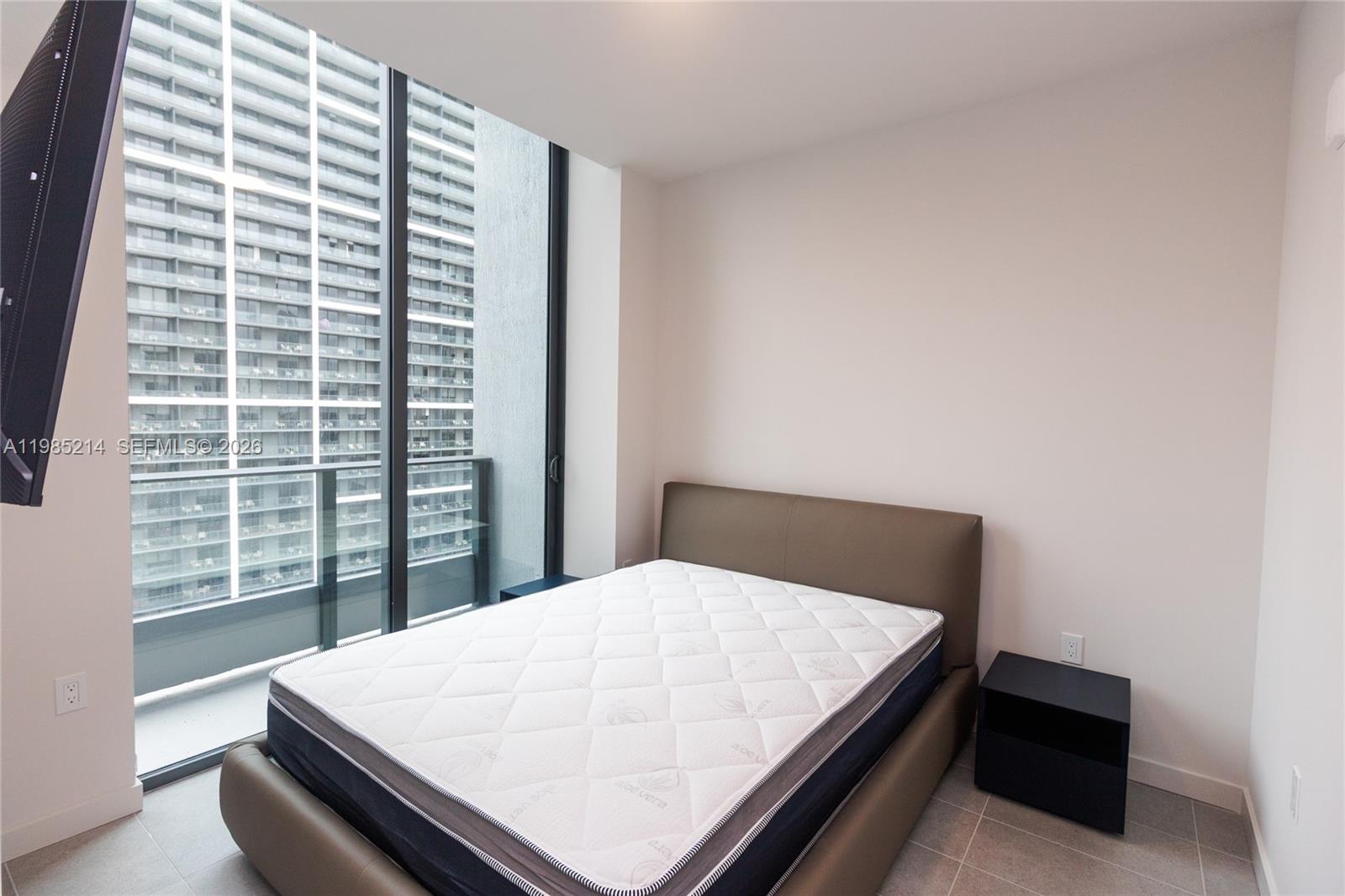 MIAMI NORTH - Residential Lease