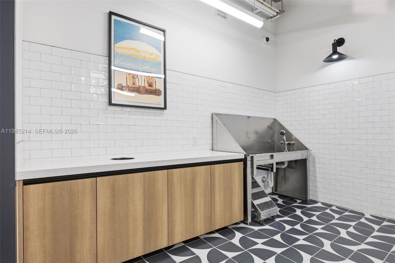 MIAMI NORTH - Residential Lease