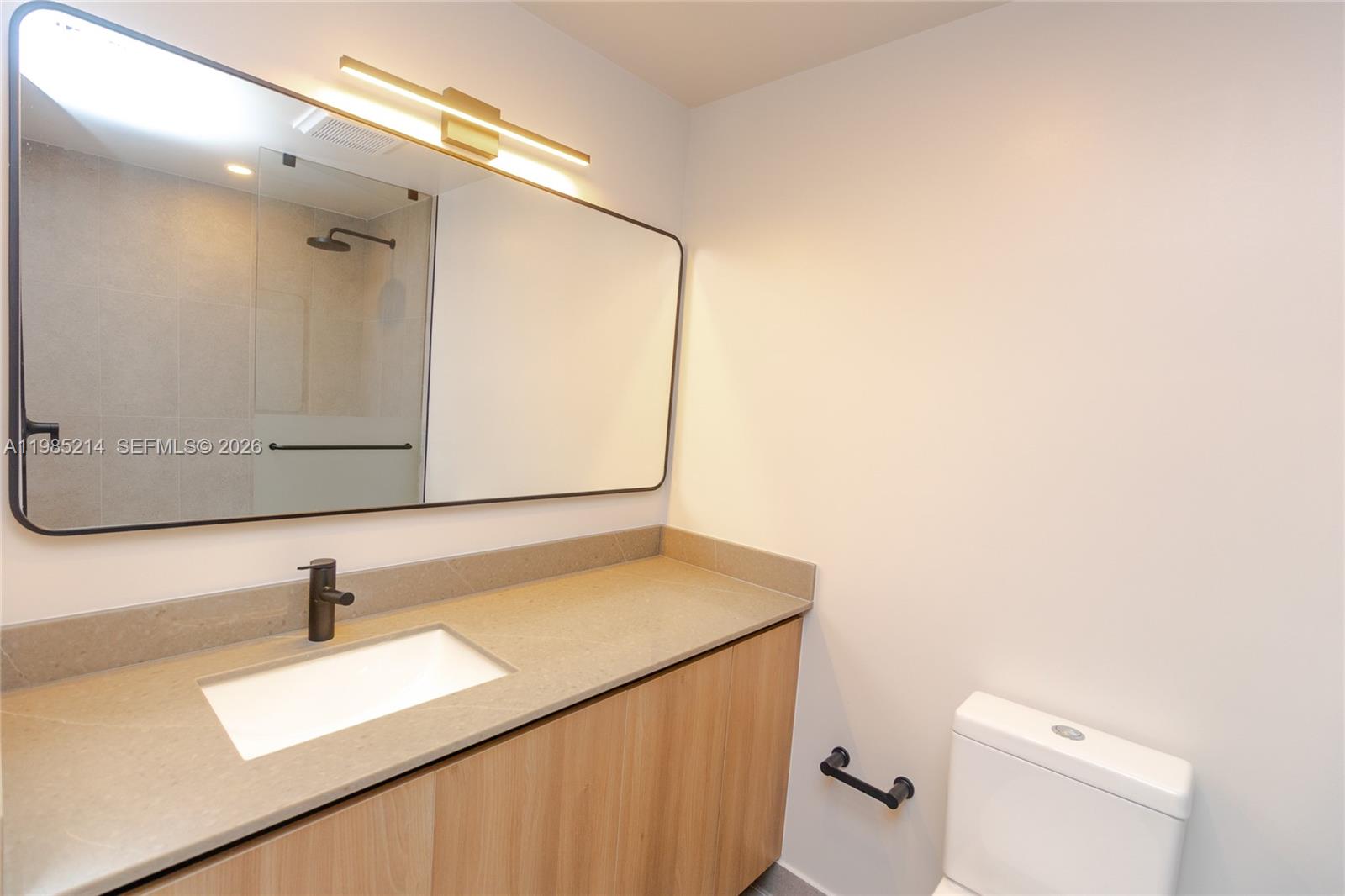 MIAMI NORTH - Residential Lease