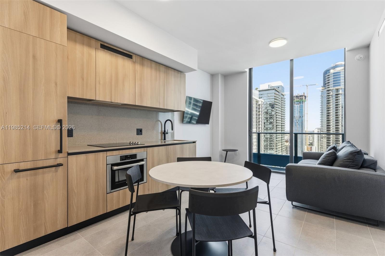 MIAMI NORTH - Residential Lease