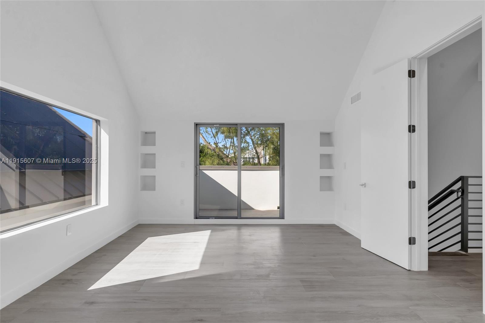 FROW HOMESTEAD - Residential Lease