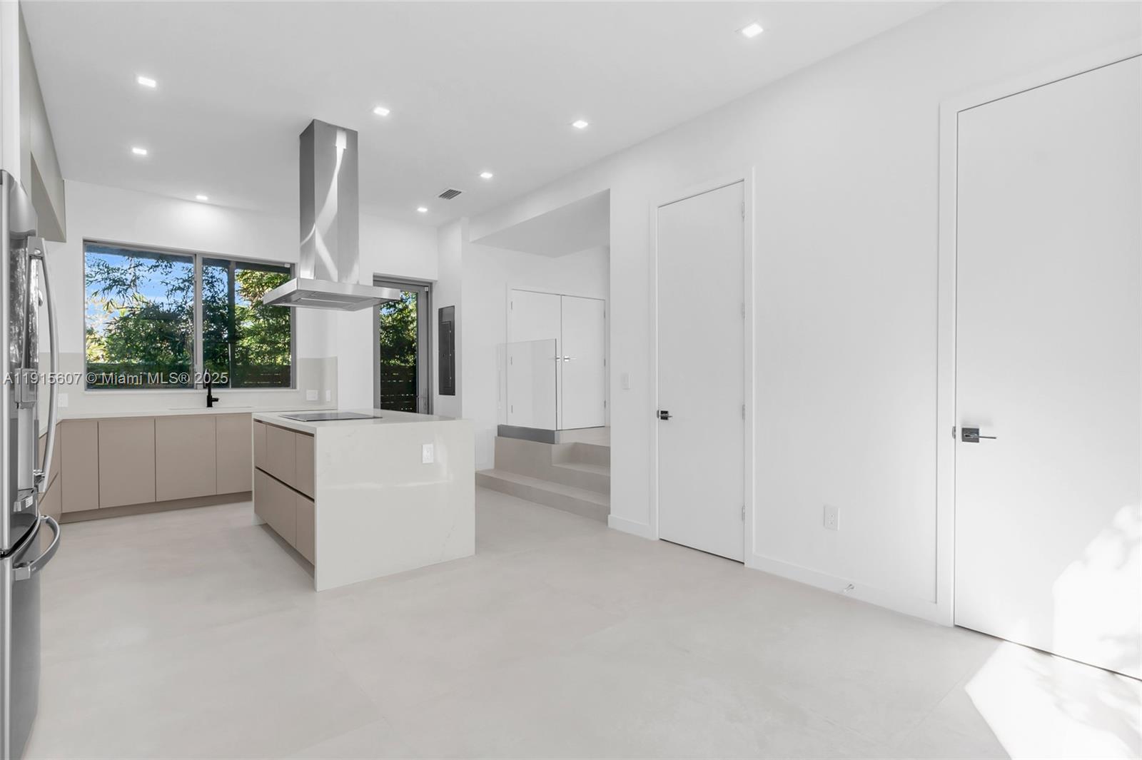 FROW HOMESTEAD - Residential Lease