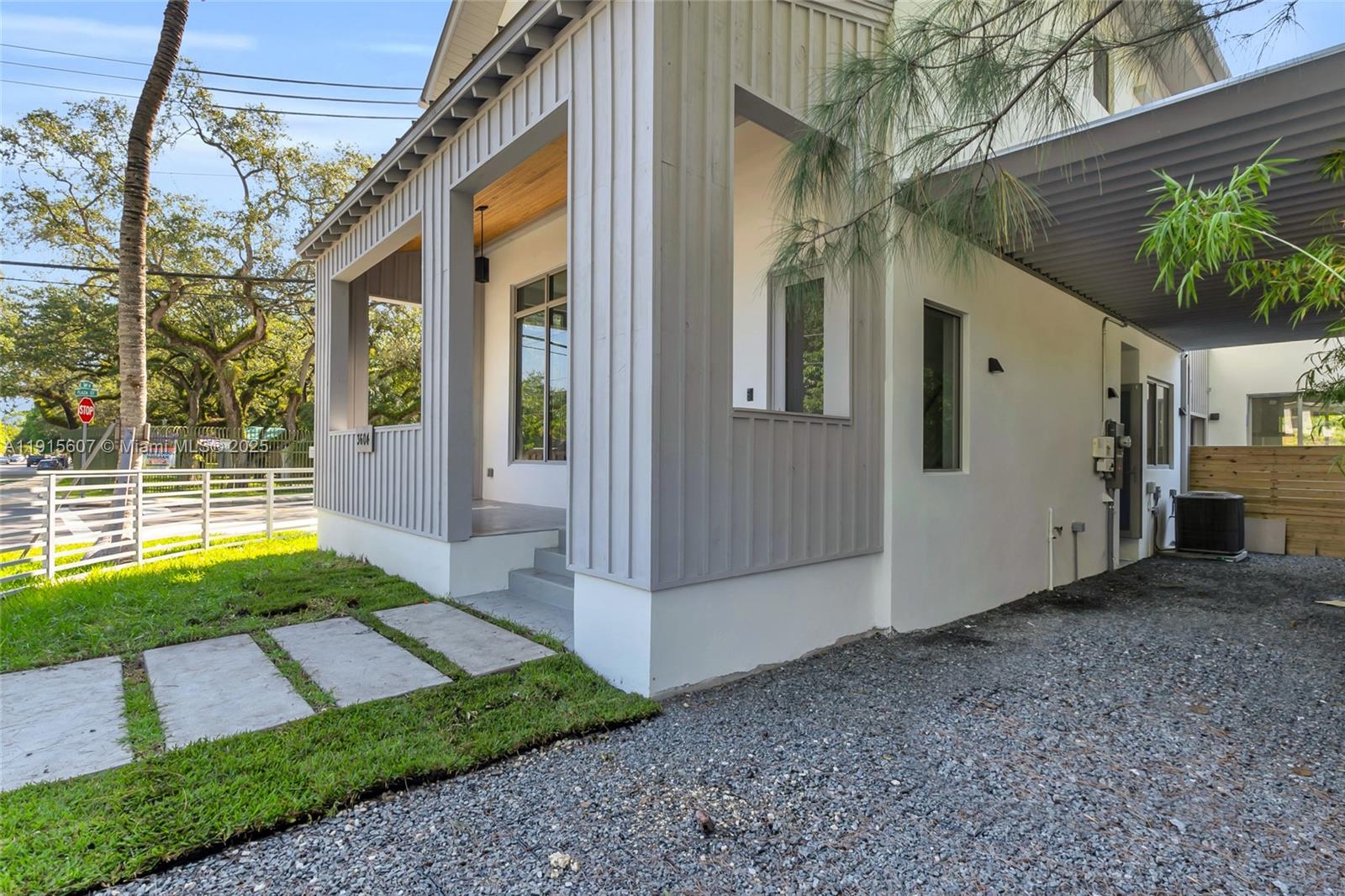 FROW HOMESTEAD - Residential Lease