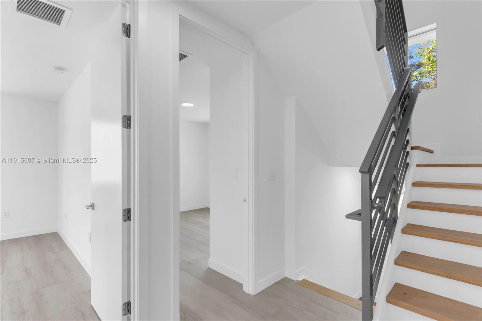 FROW HOMESTEAD - Residential Lease