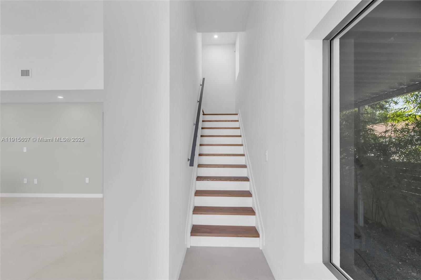 FROW HOMESTEAD - Residential Lease