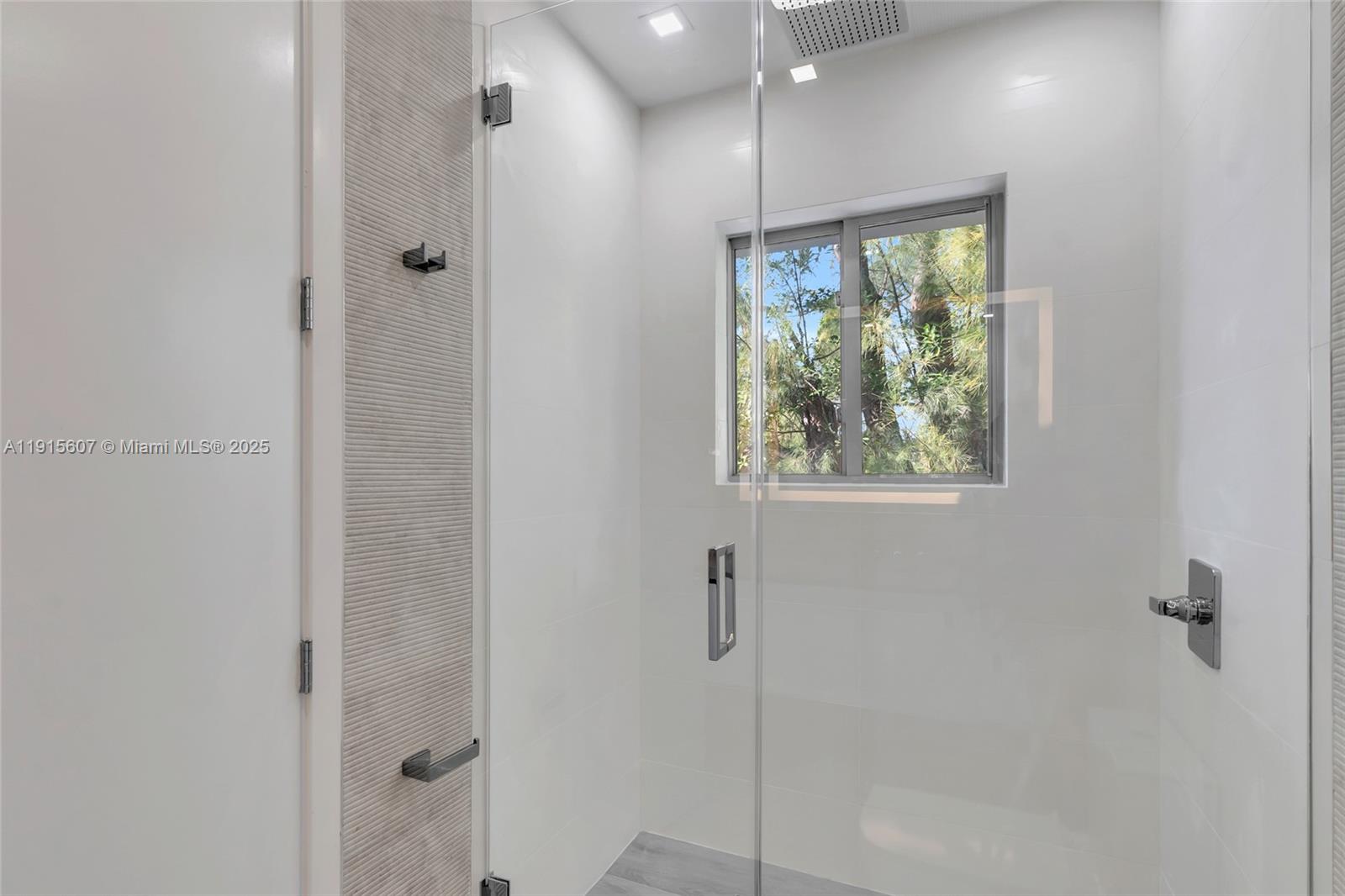 FROW HOMESTEAD - Residential Lease