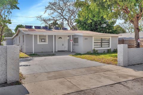 5311 NE 10th Ave Deerfield Beach FL 33064