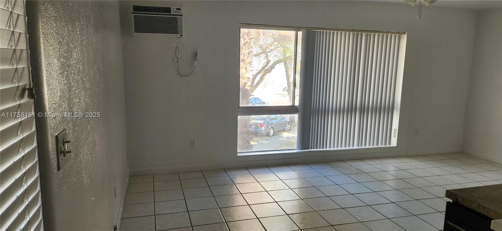 GOLFVIEW PARK - Residential Lease