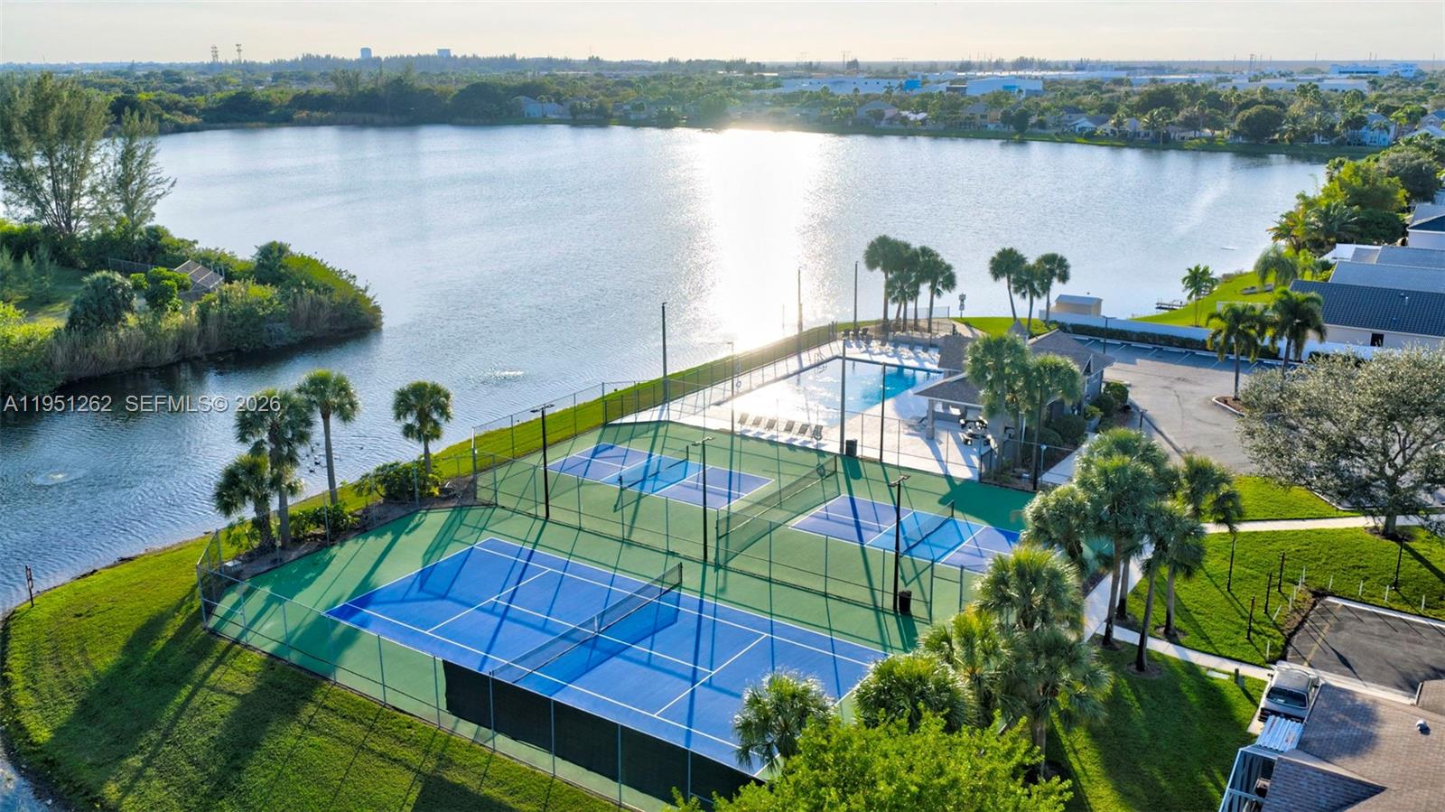 LAND SECTION 8 - Residential