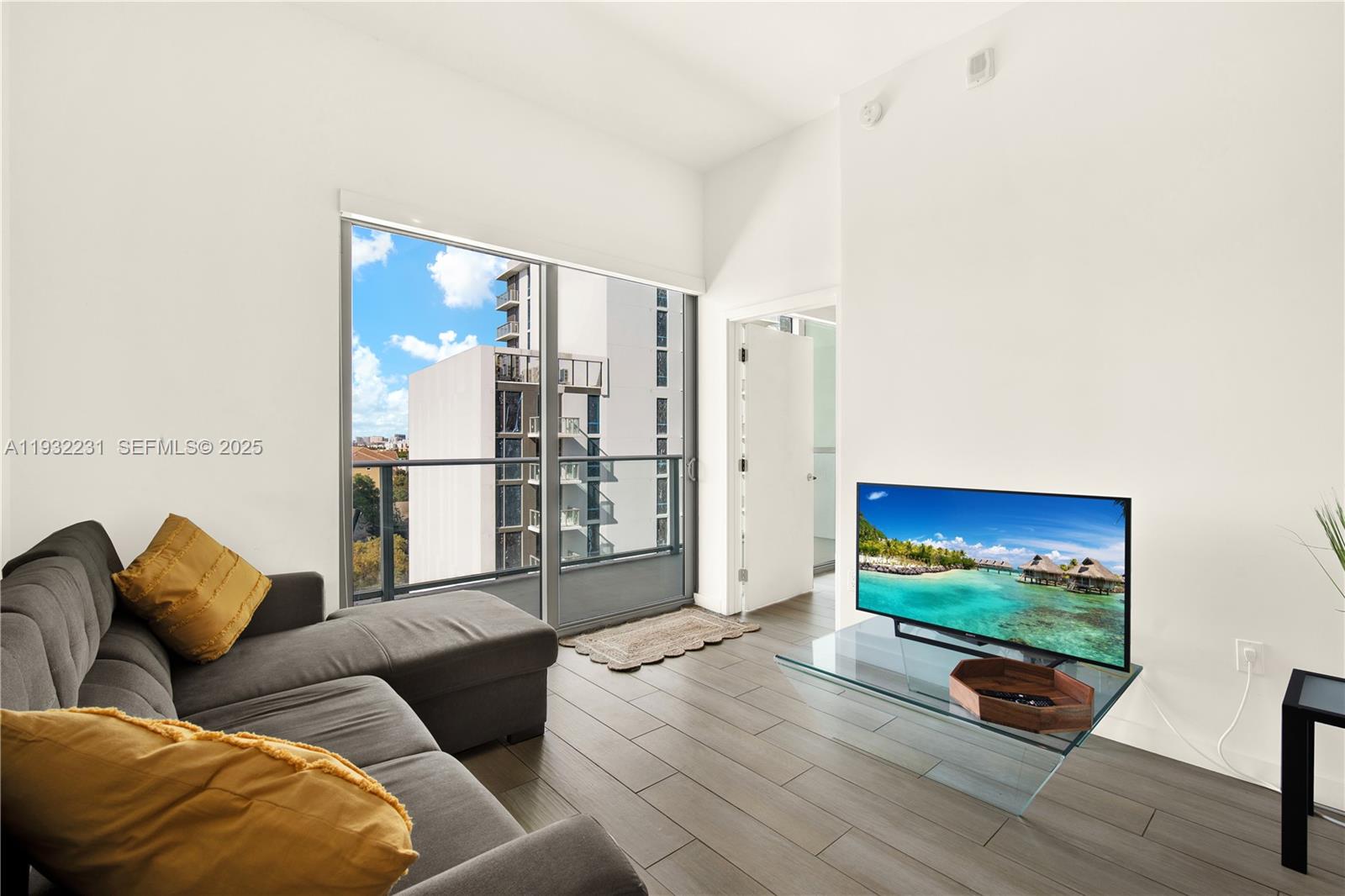 LE PARC AT BRICKELL CONDO - Residential Lease