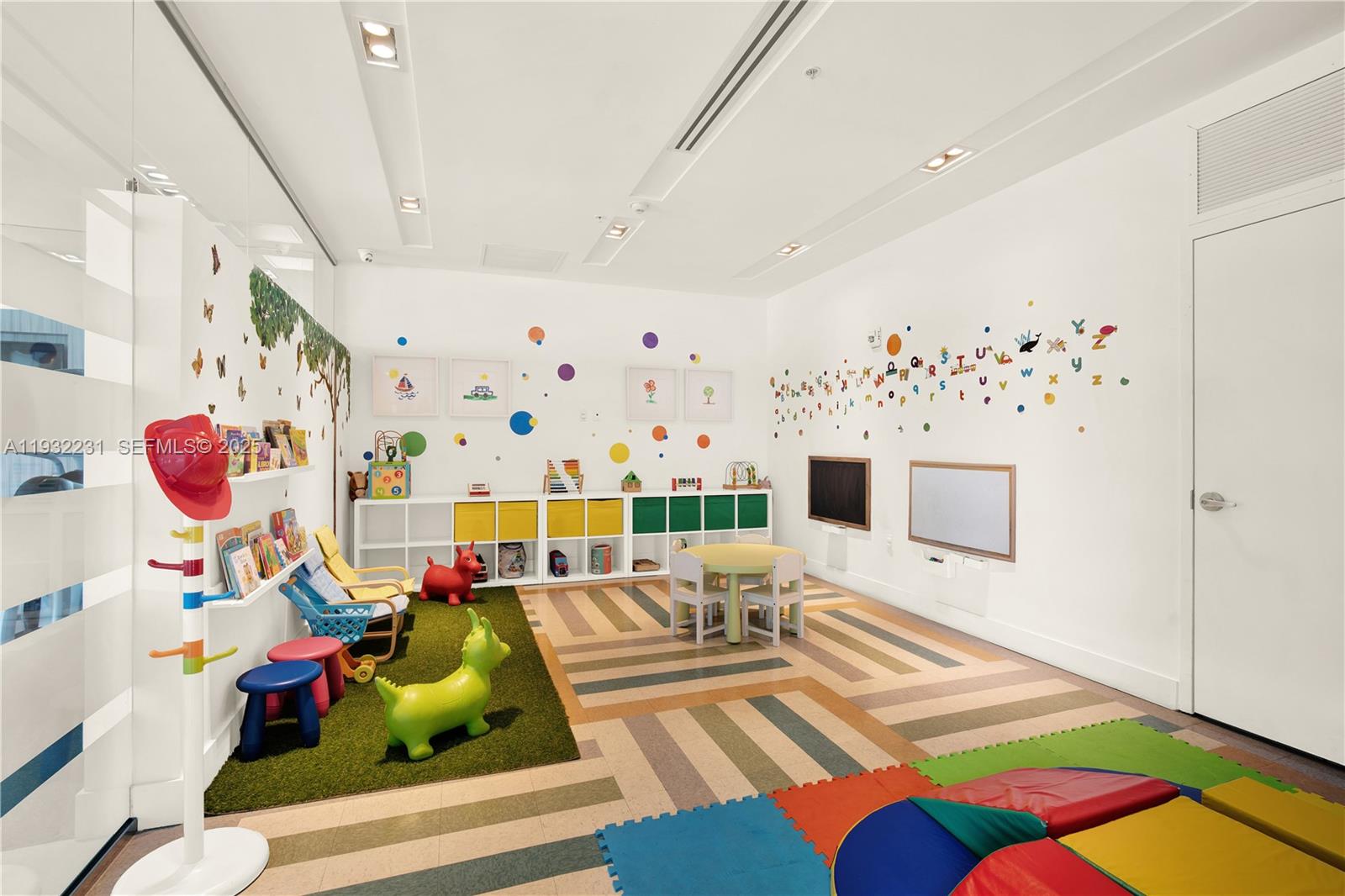 LE PARC AT BRICKELL CONDO - Residential Lease