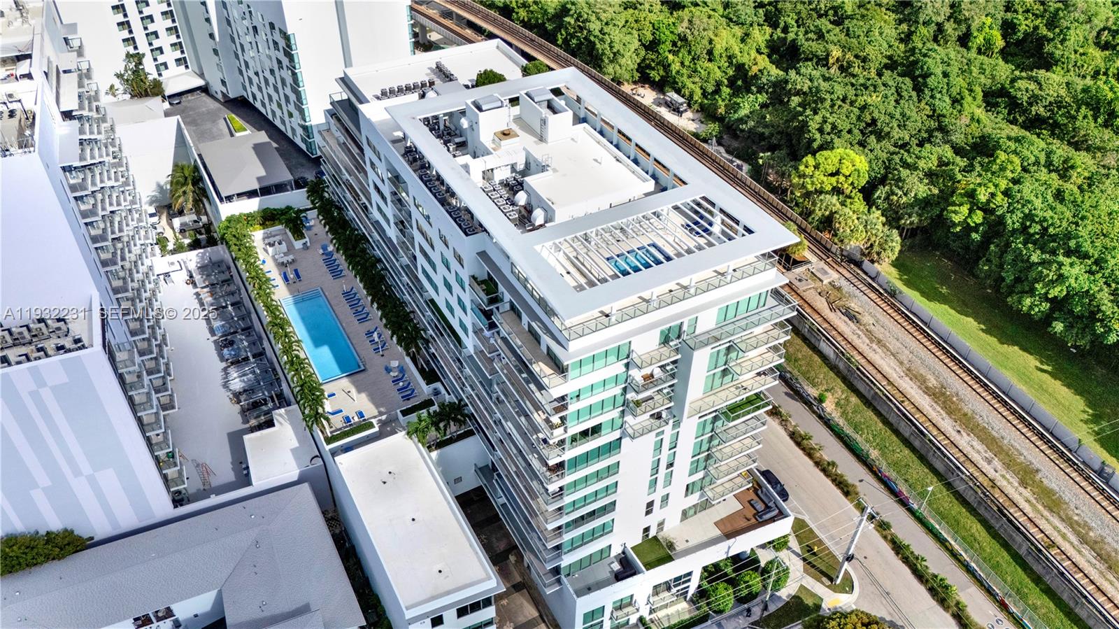 LE PARC AT BRICKELL CONDO - Residential Lease
