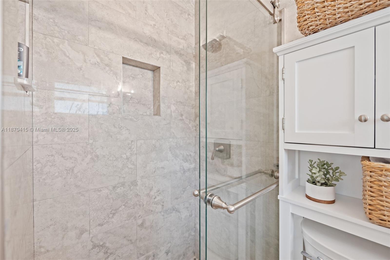 SOUTH CORAL HOMES SEC 1 - Residential