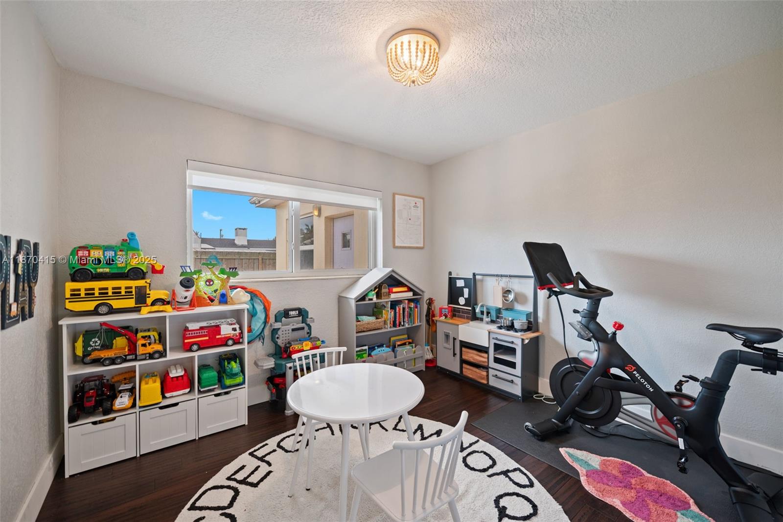 SOUTH CORAL HOMES SEC 1 - Residential