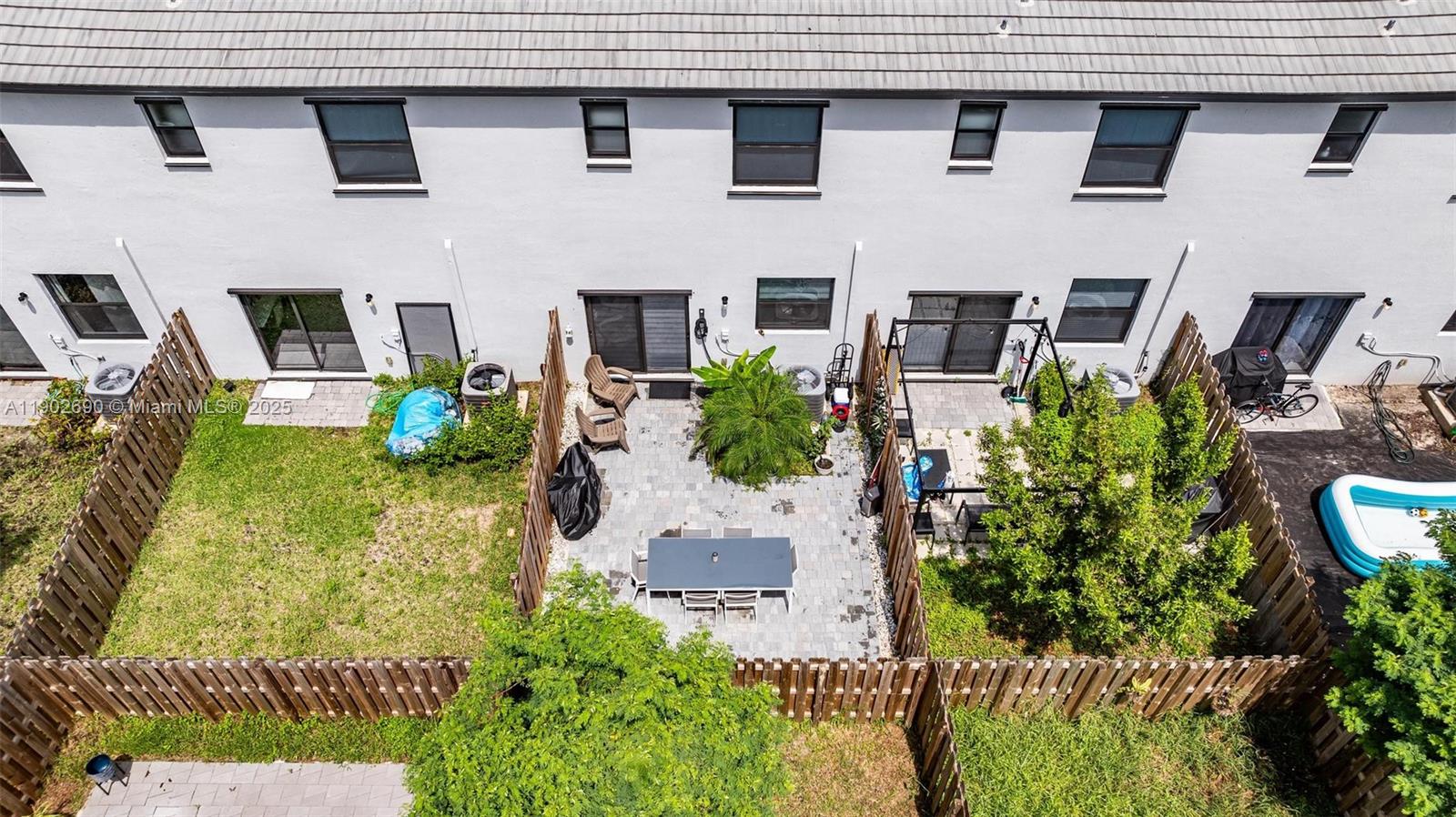 PINE ISLE - Residential