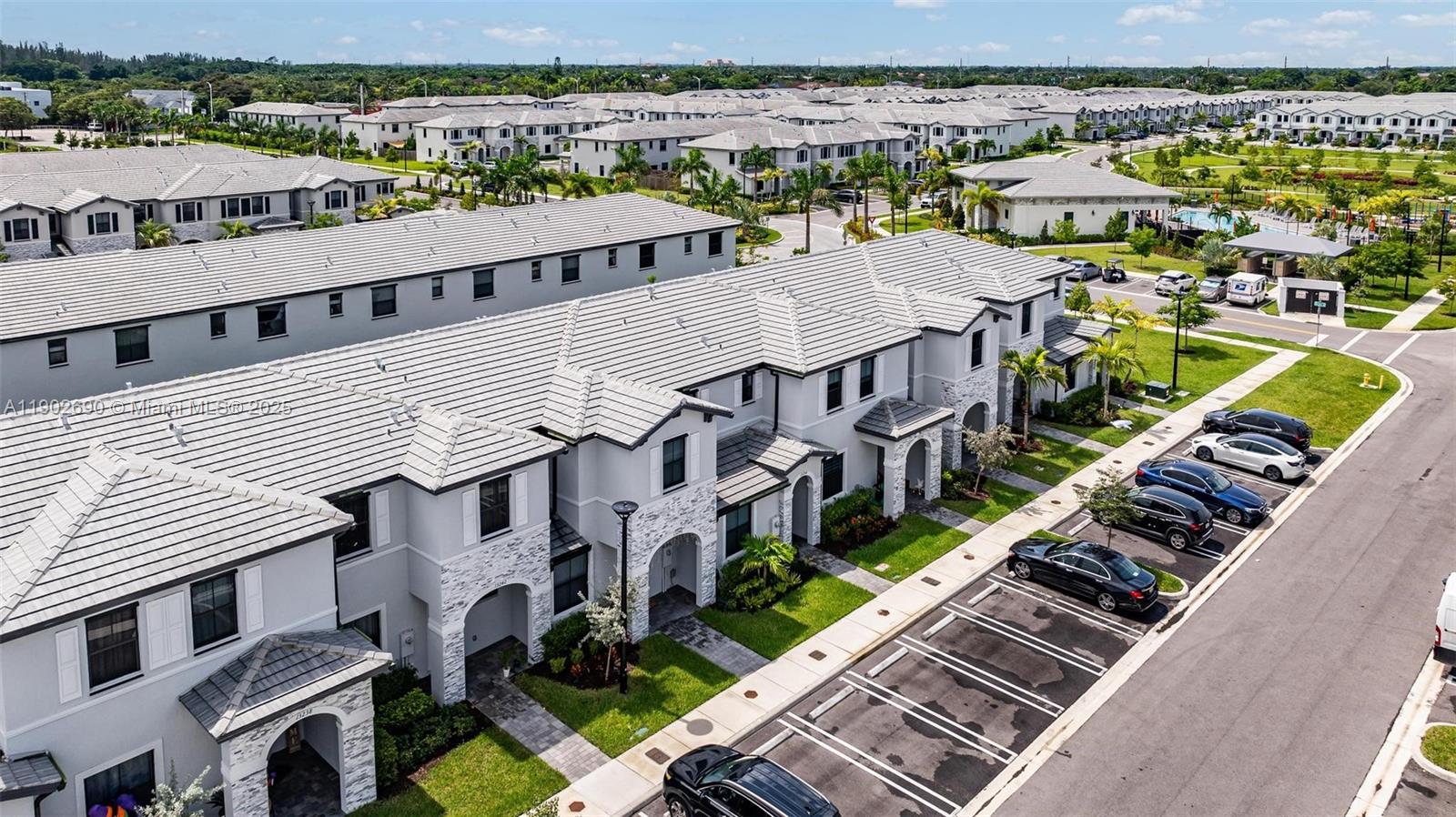 PINE ISLE - Residential