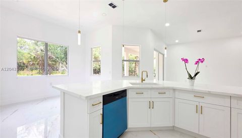 Tiny photo for 133 Hunting Club Ave, Clewiston, FL 33440 (MLS # A12043367)