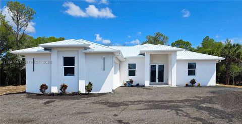 Tiny photo for 133 Hunting Club Ave, Clewiston, FL 33440 (MLS # A12043367)