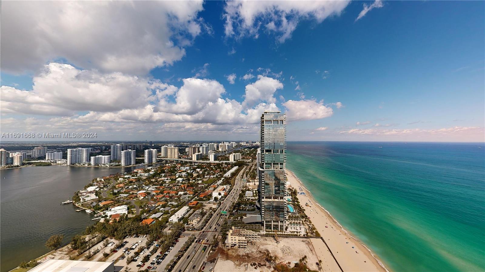 TRUMP ROYALE CONDO - Residential